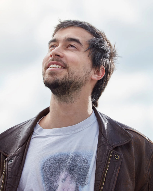 Alex G (2)