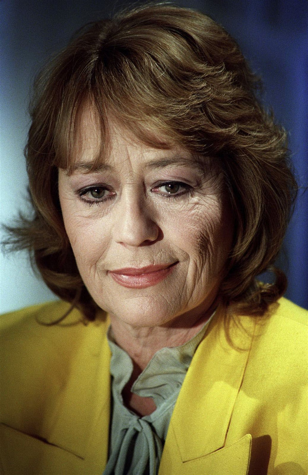 Annie Girardot