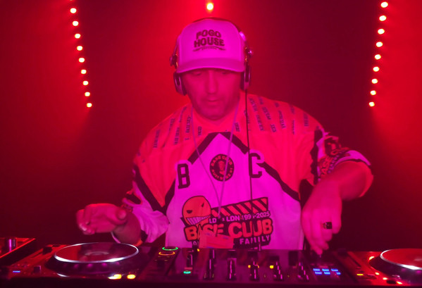 Base Club