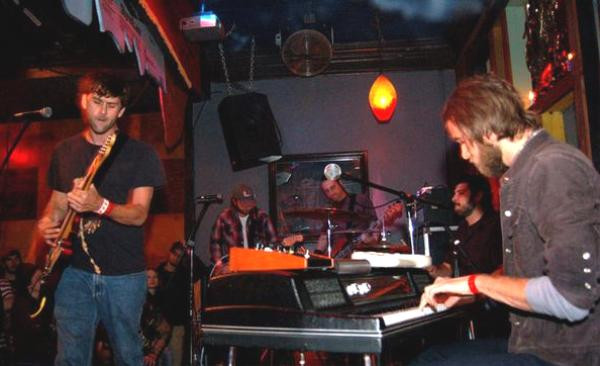 Chris Wollard & The Ship Thieves
