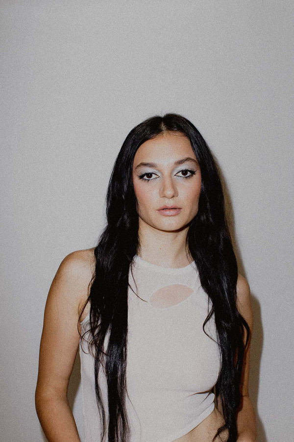 Daya (3)