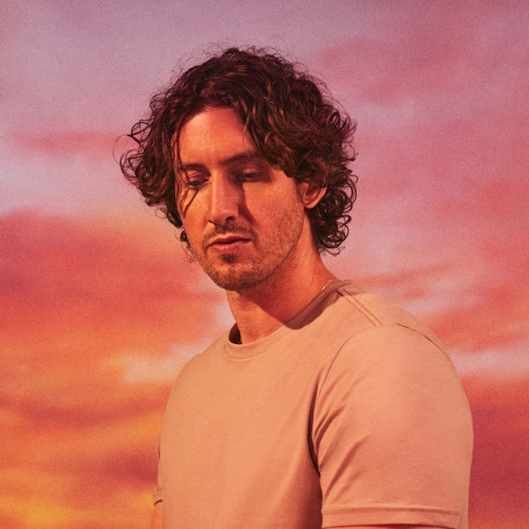 Dean Lewis (4)