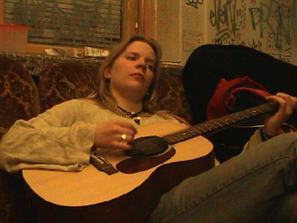 Emmi (3)