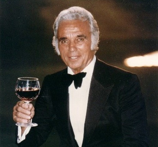 Enzo Stuarti