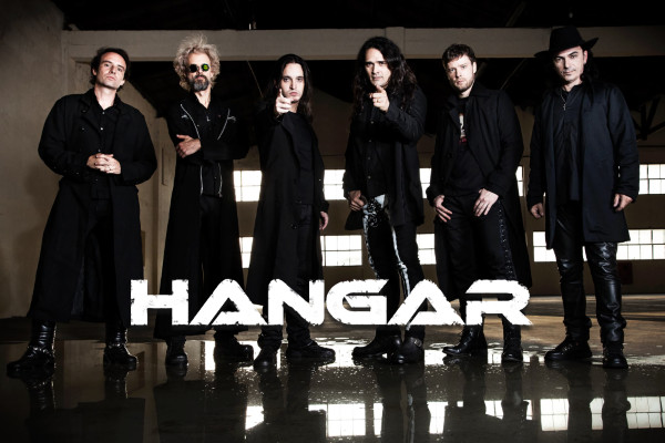 Hangar (7)