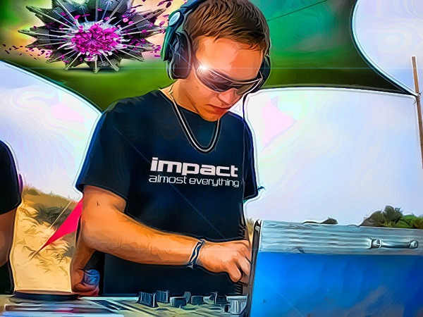 Impact (32)
