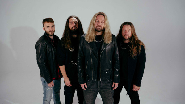 Inglorious (2)