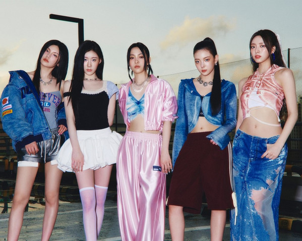 Itzy (2)