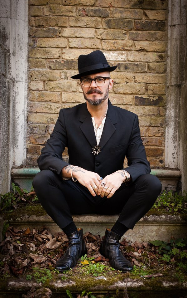 Justin Robertson
