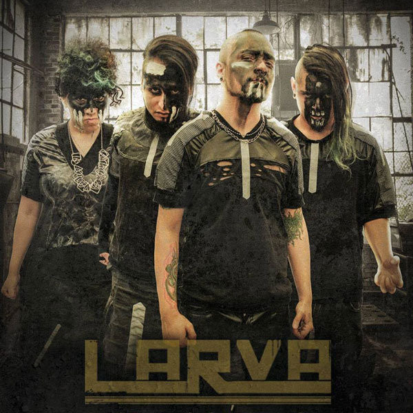 Larva (Mx)
