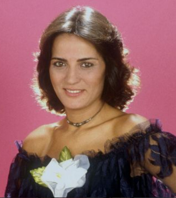 Linda De Suza