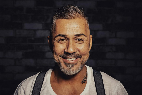 Mike Leon Grosch