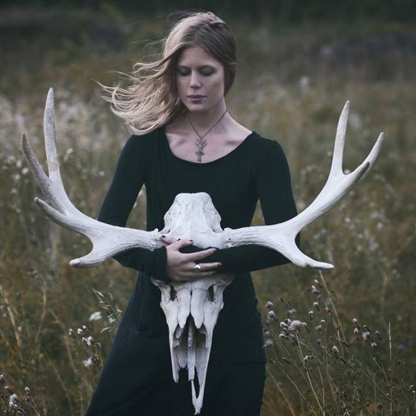 Myrkur (4)