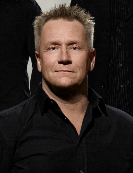 Olli Lindholm