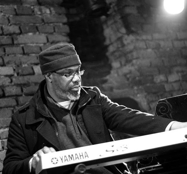 Pat Thomas