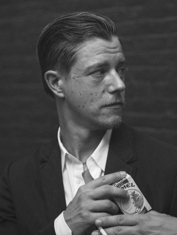 Paul Banks (2)