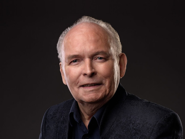 Peter Belli