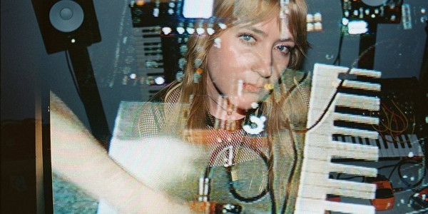 Pharmakon