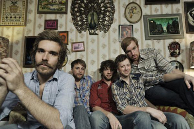 Red Wanting Blue