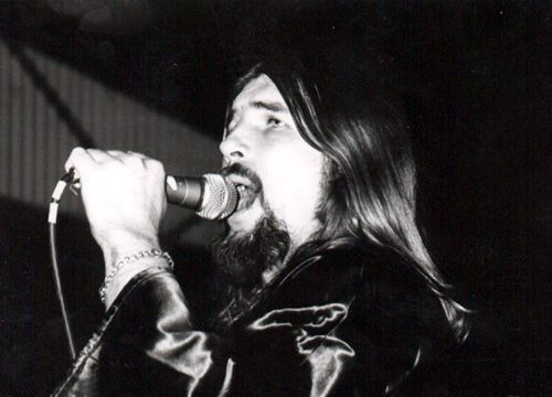 Vikidál Gyula
