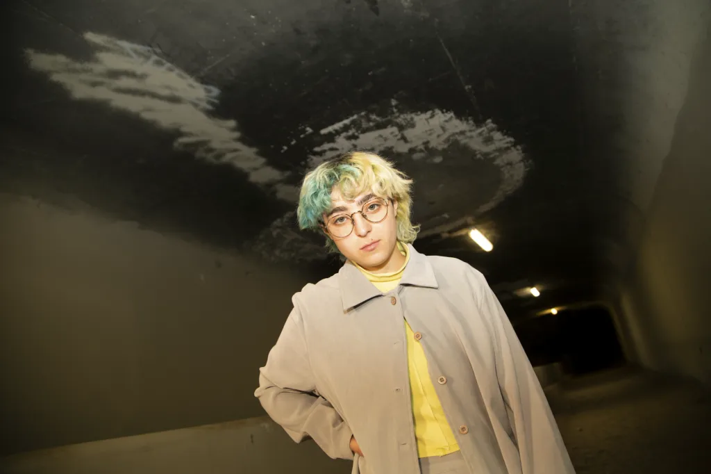 Claud: “People always call me bedroom pop, but I don’t really understand that”