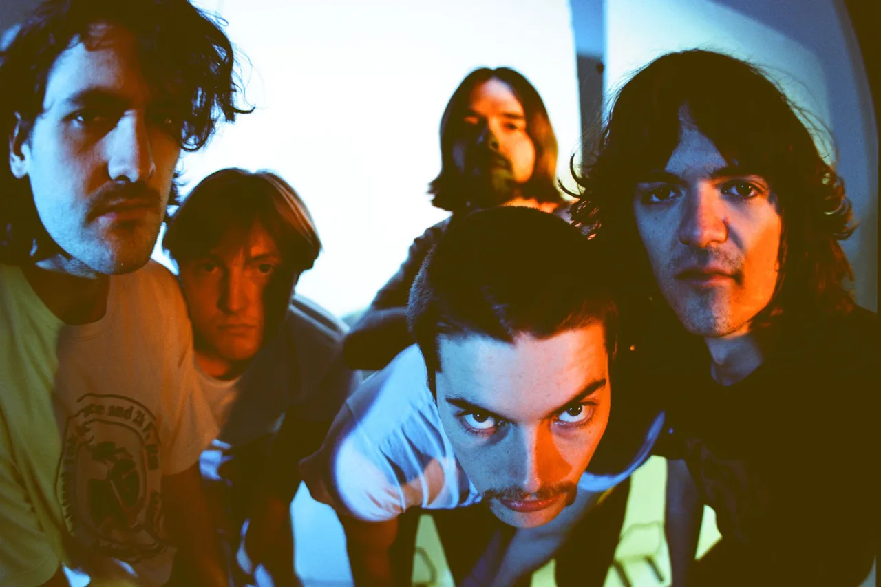 Artist's Guide FEET - Walking Machine EP