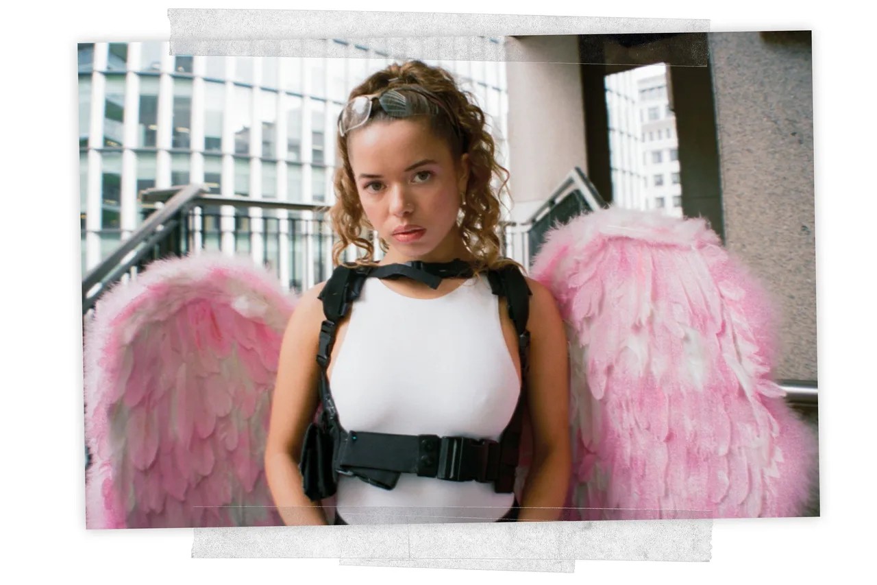 Nilüfer Yanya: "Being creative is a great way to combat hopelessness"