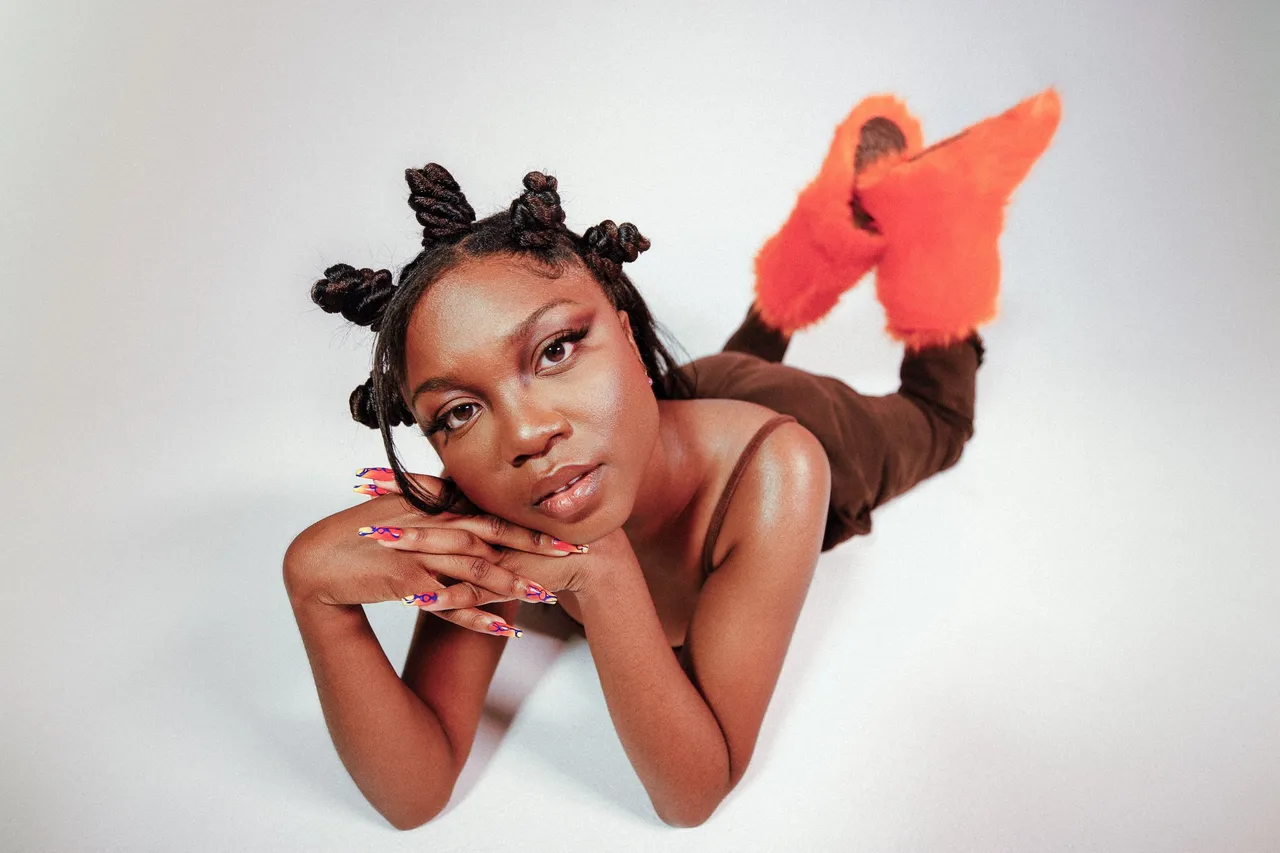 Chanel Loren: “Moving to another country really opened my eyes to the ebbs and flows of life”