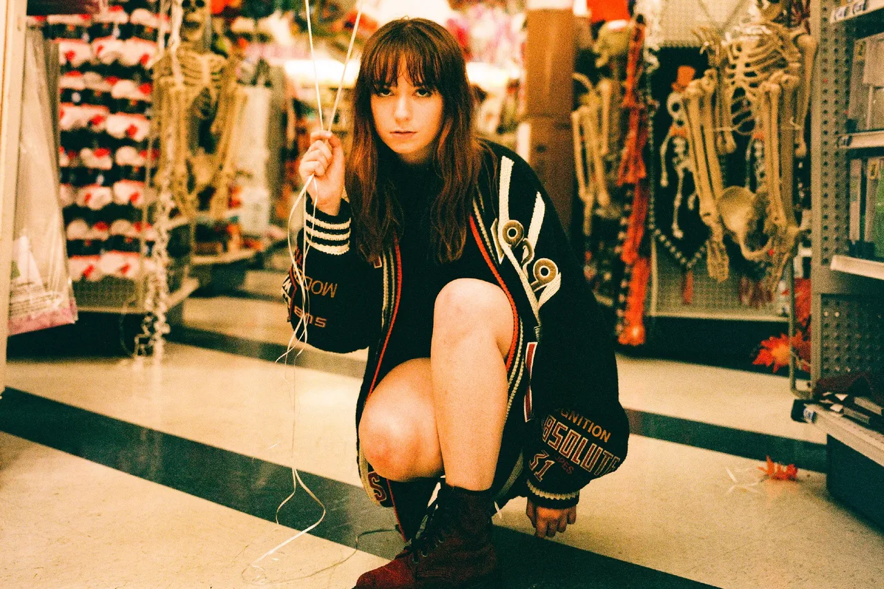 Jordana: "'Face The Wall' means acknowledging my flaws in order to learn and grow to love myself"