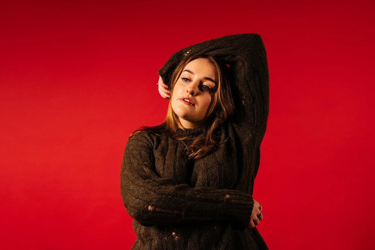 Nell Mescal: "I grew up playing music, but not the way I’m doing it now"