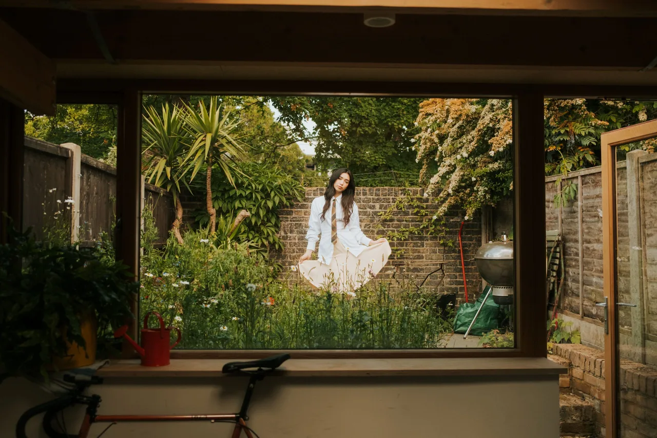 Wallice isn't a big shot, but she's 100% a big deal