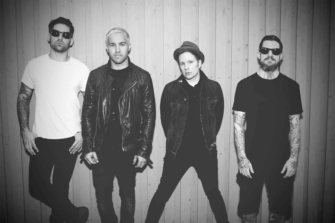 Fall Out Boy: "We've embraced the two eras of Fall Out Boy"