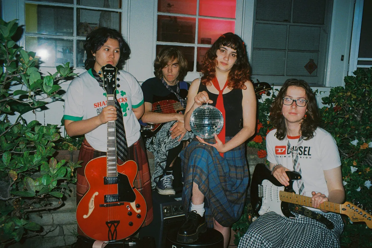 Flamango Bay's brilliant new track 'Mascara' is "a loud, raw, expressive song about gender dysphoria"