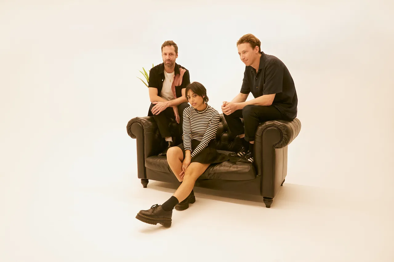 Telenova are ready to explode with their brilliant new single, 'Teardrop'