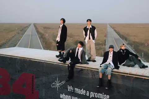 TOMORROW X TOGETHER: Deja vu