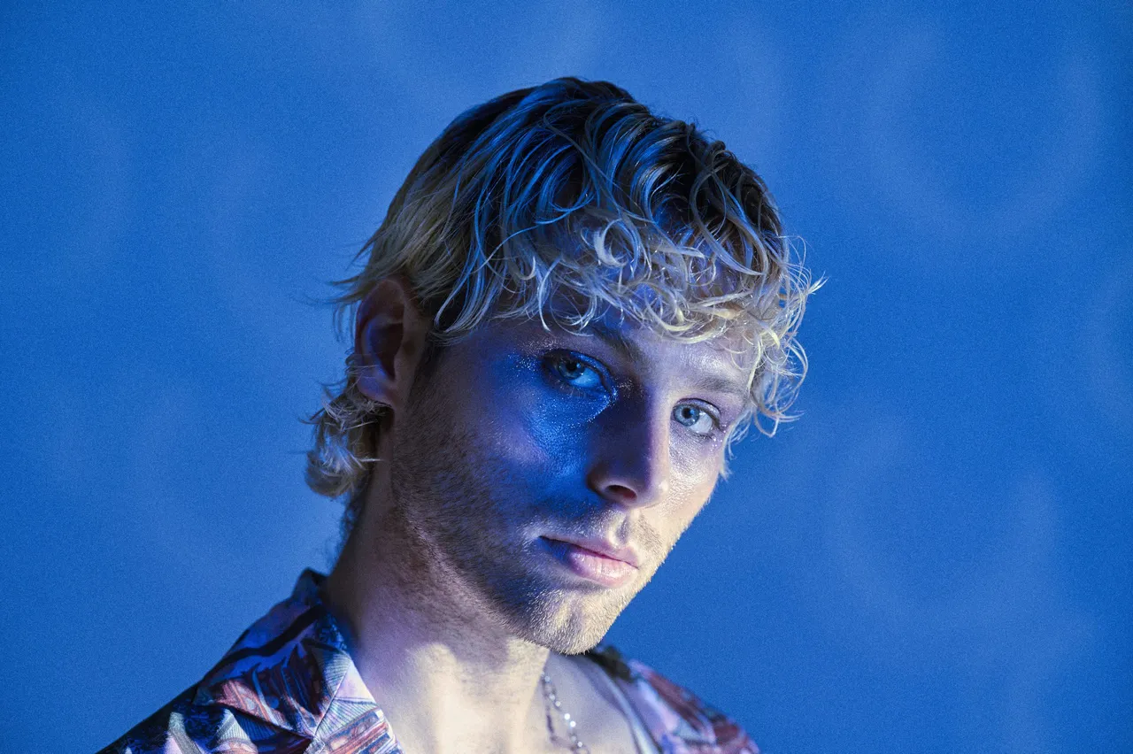 Luke Hemmings: "No one was expecting any more music from me, so I just made whatever I wanted to make"