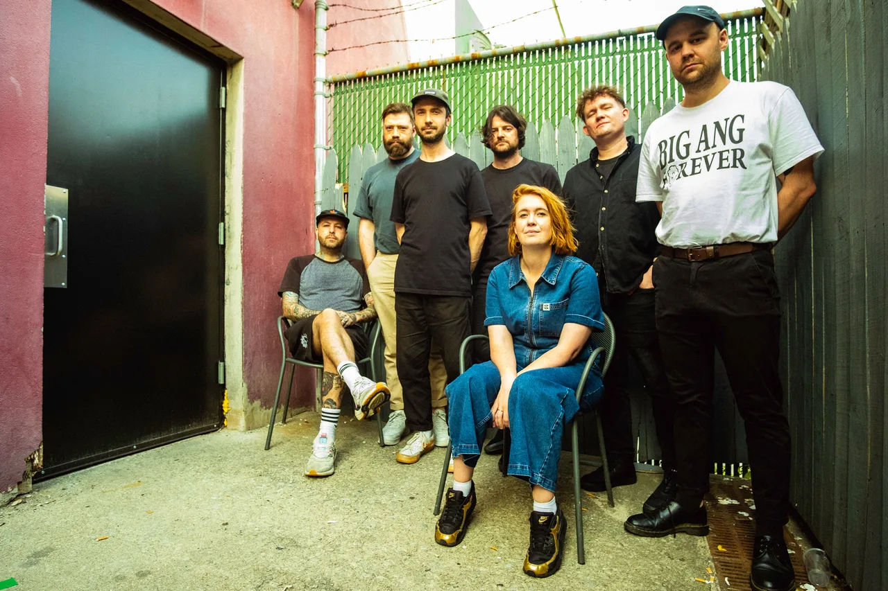 Los Campesinos!: "We're a fucking good band, and we do things differently"