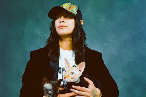 zzzahara's 'Spiral Your Way Out' turns bedroom pop inside out