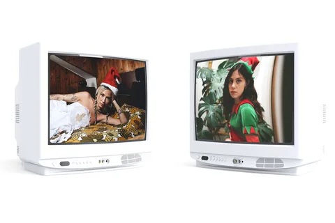 Christmas movie magic with... Nieve Ella and Matilda Mann