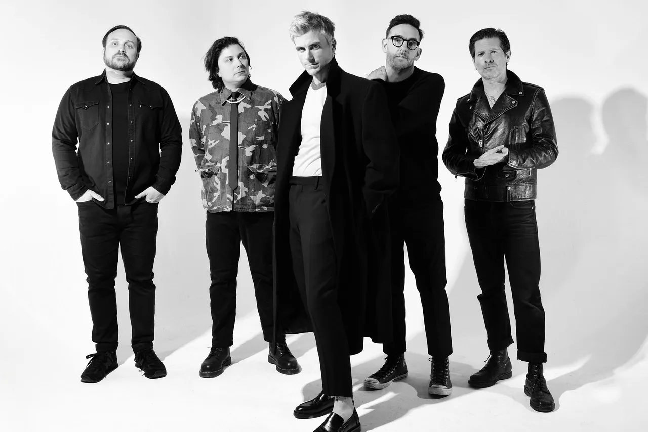 L.S. Dunes: “The universe tells you what it is and what it needs to be”