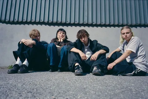 Clutter: "Just a compliment made us wanna continue the band"