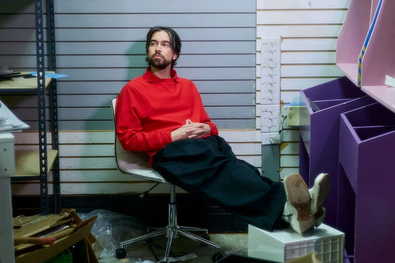 "That’s a long-winded way of saying I don’t know": The wisdom of cult favourite Alex G