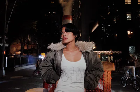 Unflirt: Learning to let the moment go