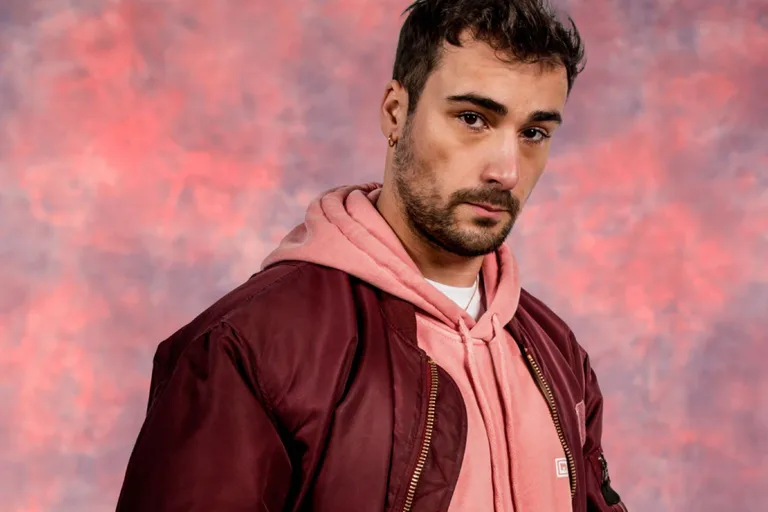 Yes, he Khan: Ben Khan's much anticipated debut album is finally here