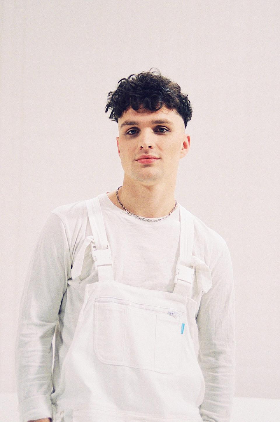 Check out Dan D’Lion's brand new video for 'BETTERMAN'