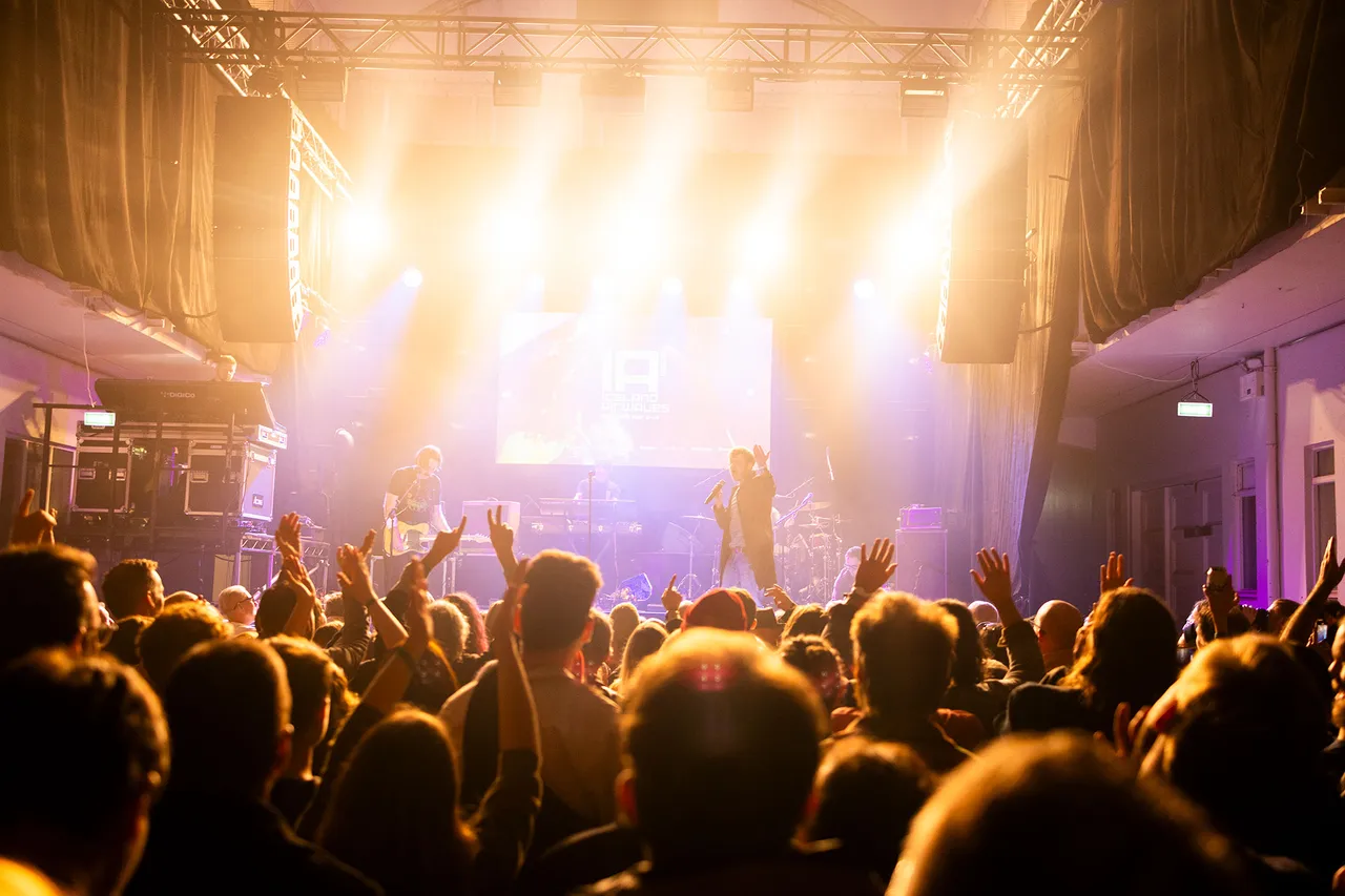 With unique venues, community and sheer ridiculousness, Iceland Airwaves 2023 is genuinely special