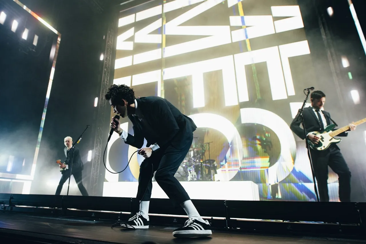 The 1975's live show needs to be seen to be believed, but it's not all about spectacle