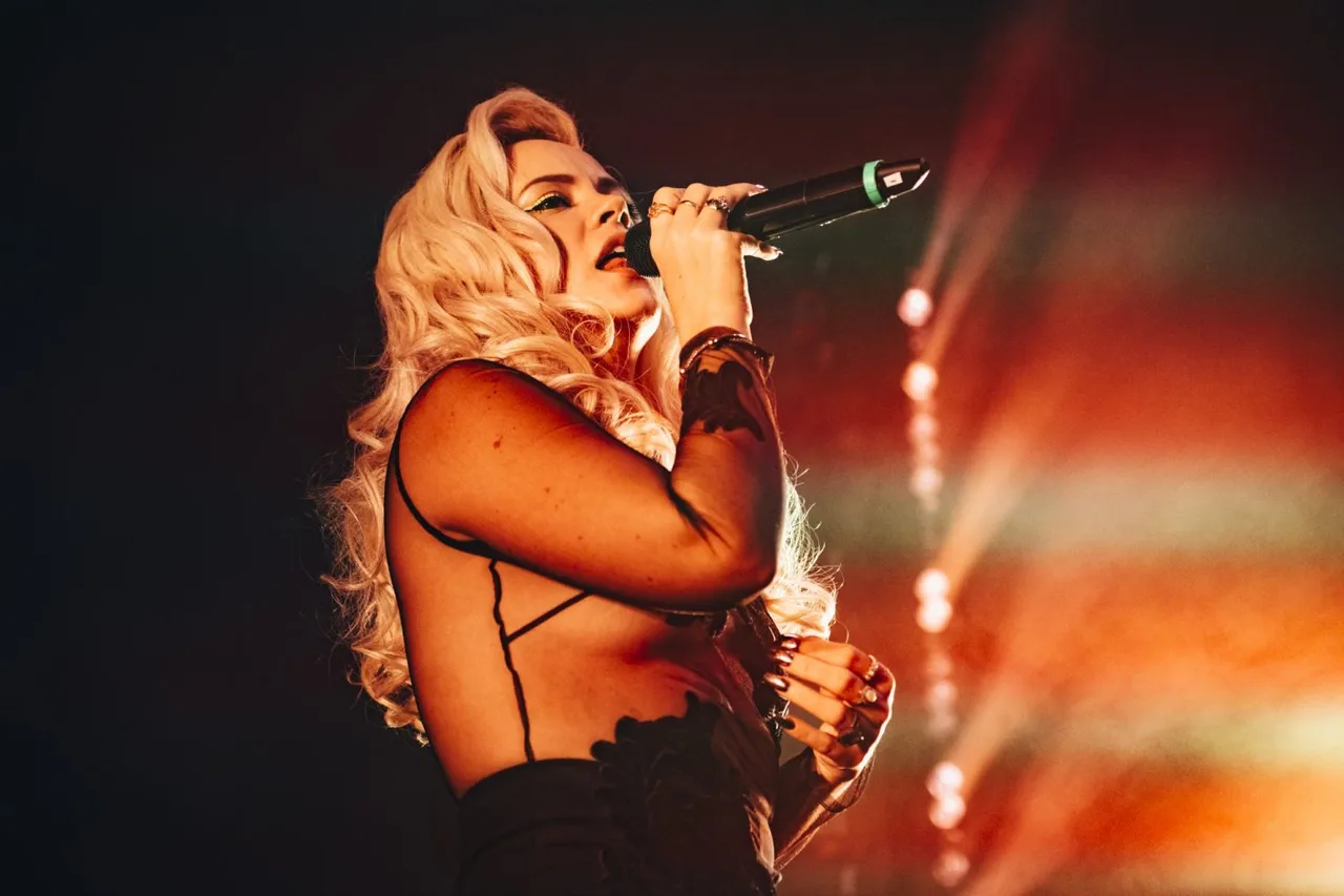 Lily Allen is at her hard-hitting, vulnerable best as she brings 'No Shame' home