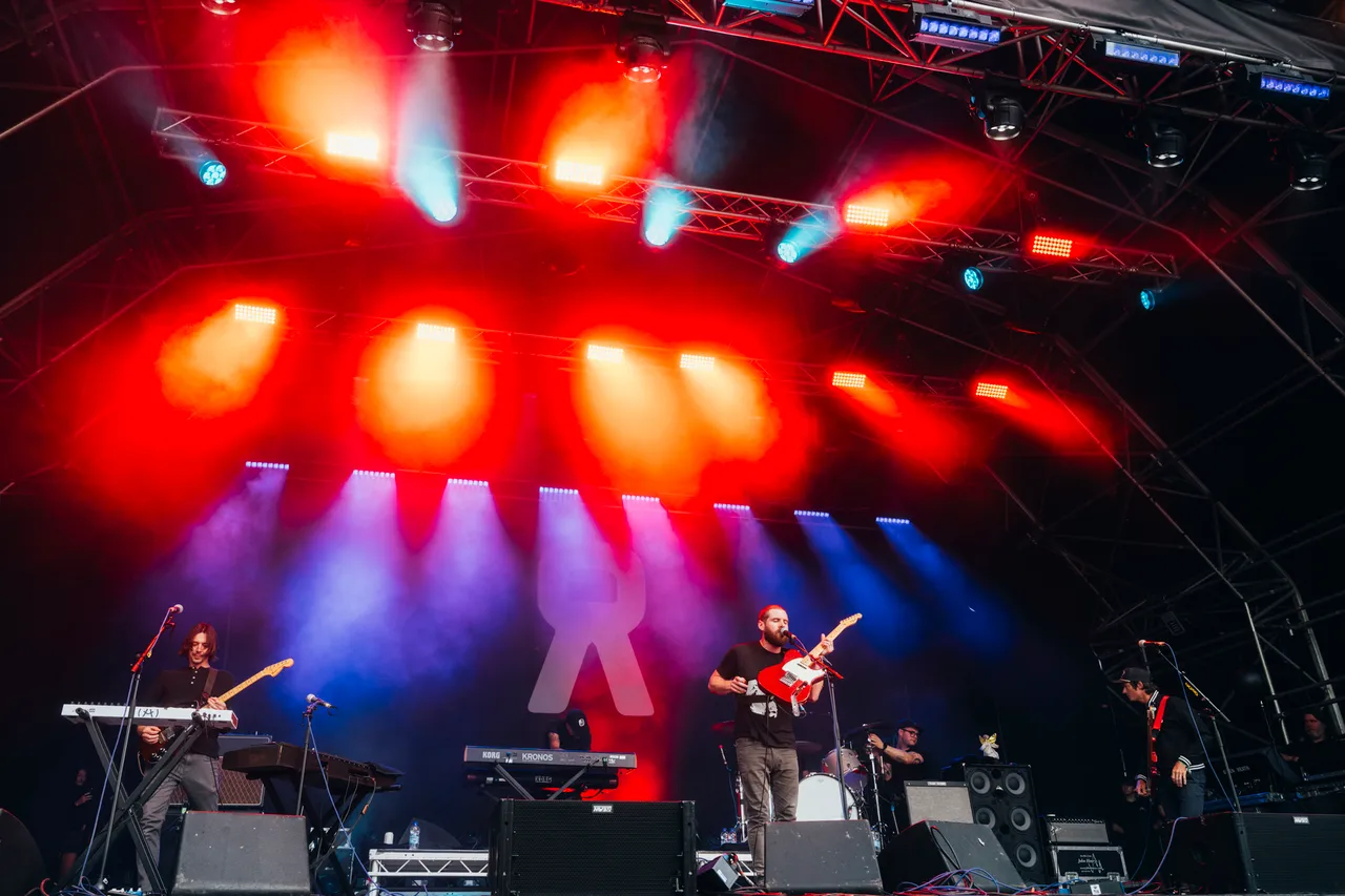 2000trees brings top-line bands and a swarm of new talent to Upcote Farm