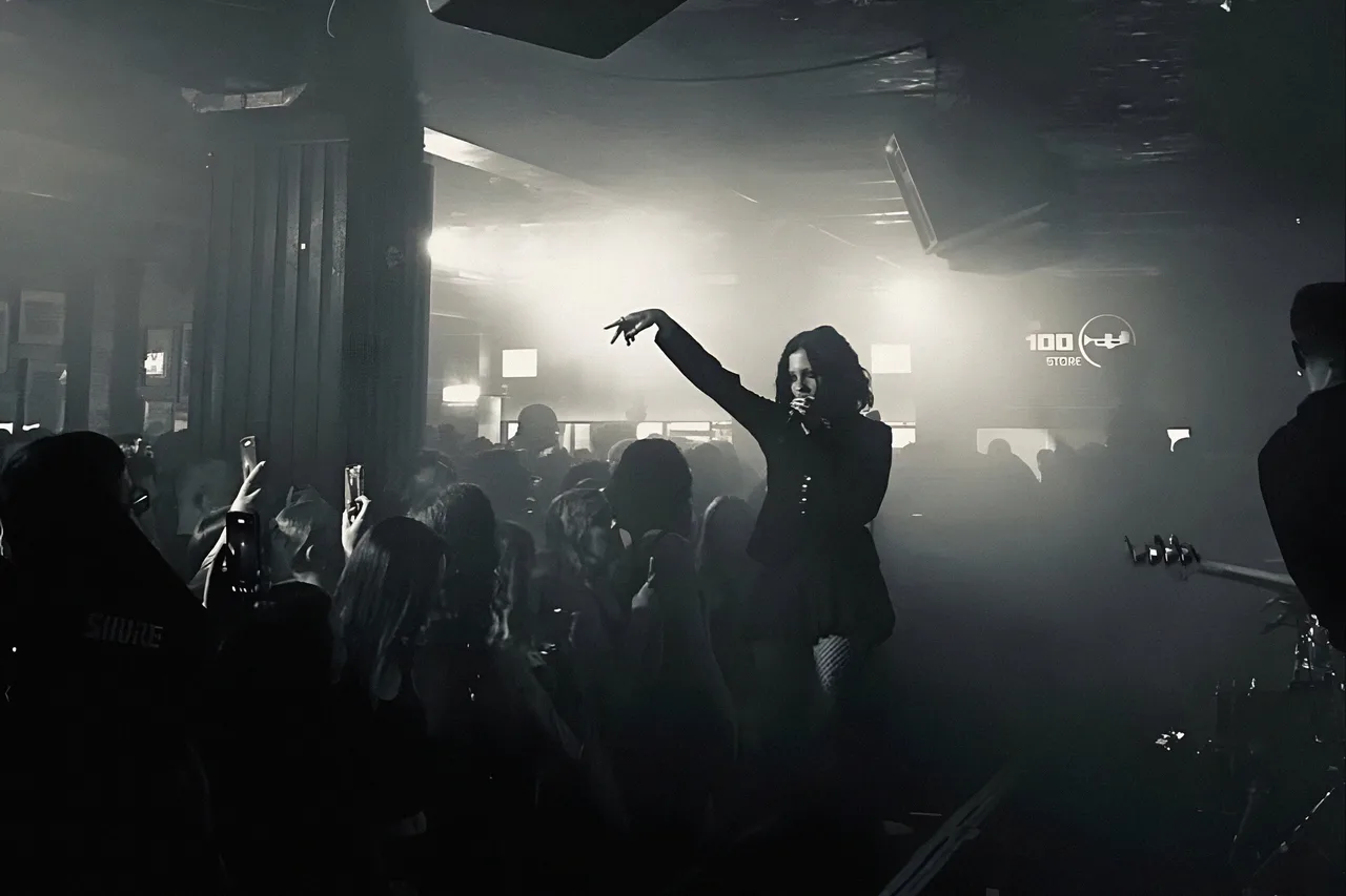 Pale Waves kick off a brand new era at Dork's Night Out at the 100 Club, London